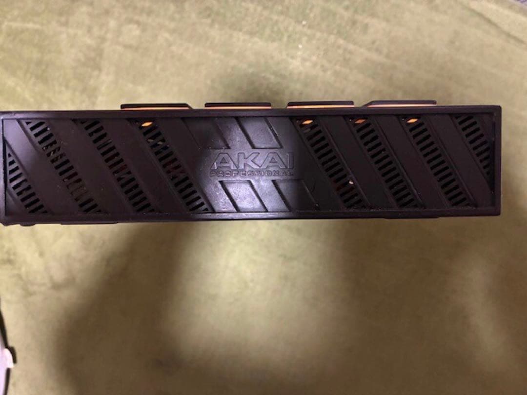 AKAI MPC Live サンプラー LPK25 ROLAND Rubix22