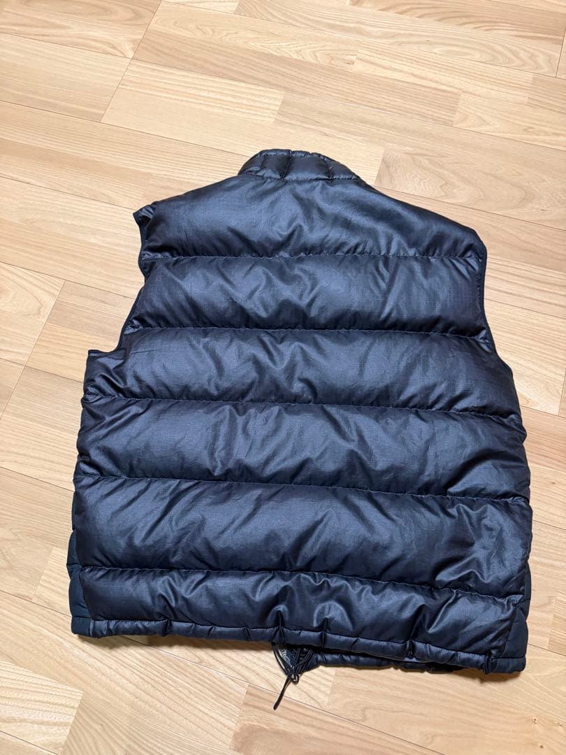 Patagonia ブラック ダウンベスト