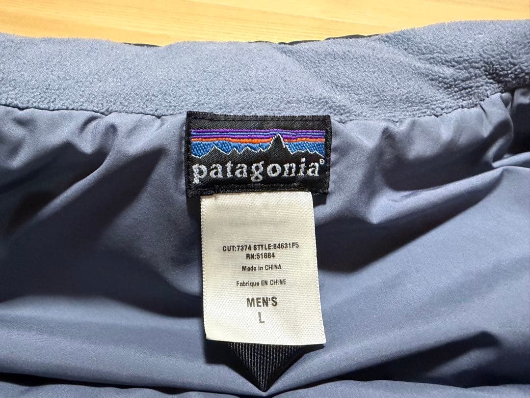 Patagonia ブラック ダウンベスト