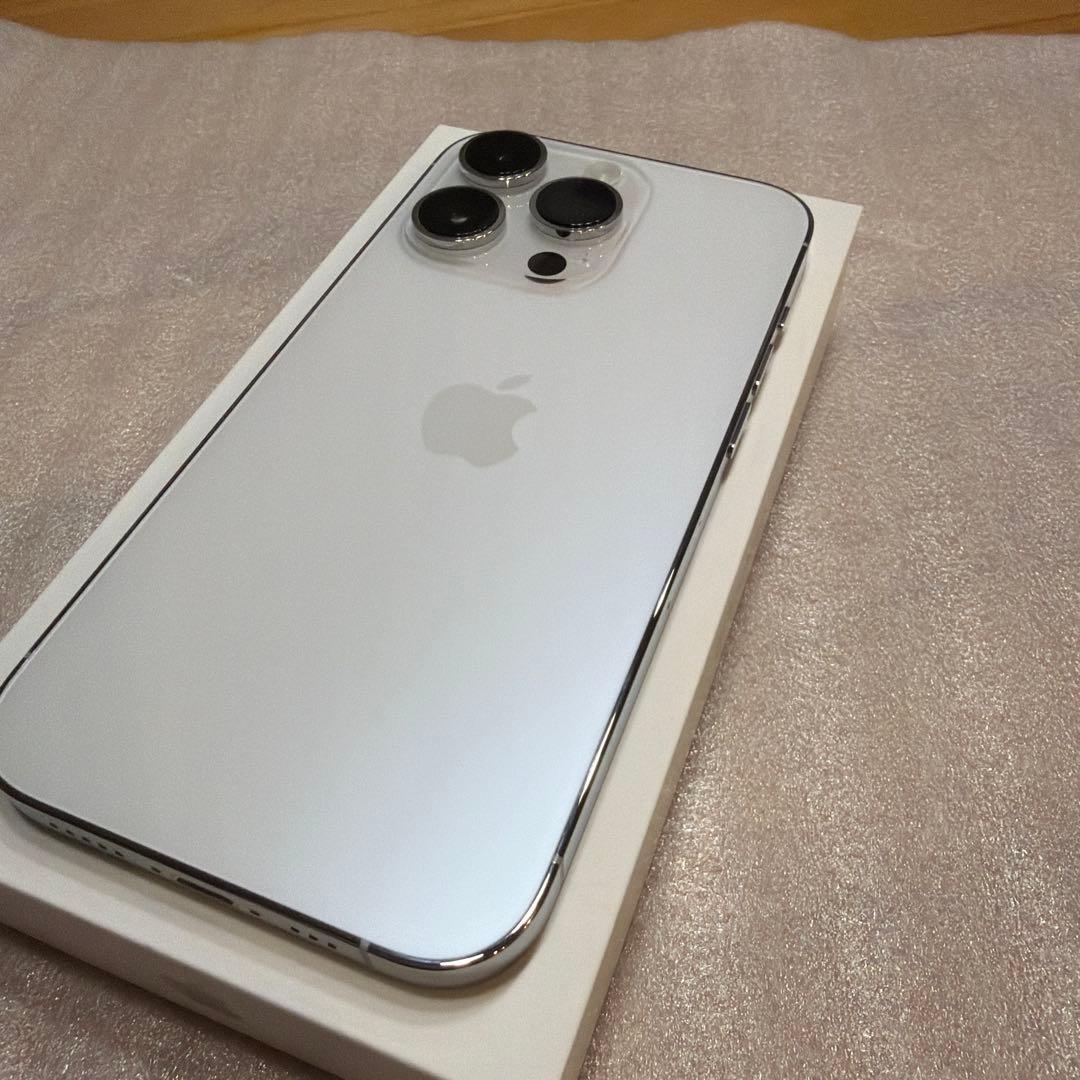 iPhone14pro 512GB シルバー　本体　simフリー