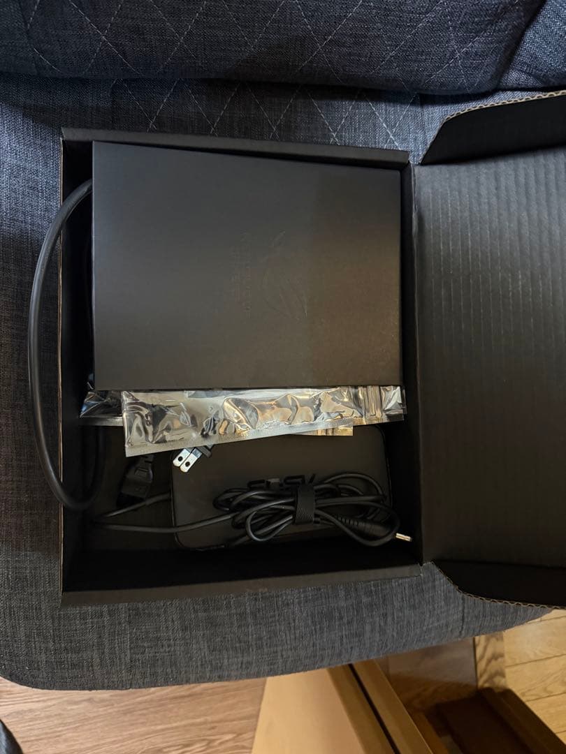 ディスプレイ・モニター本体 ROG SWIFT PG32UQ 4K 144Hz