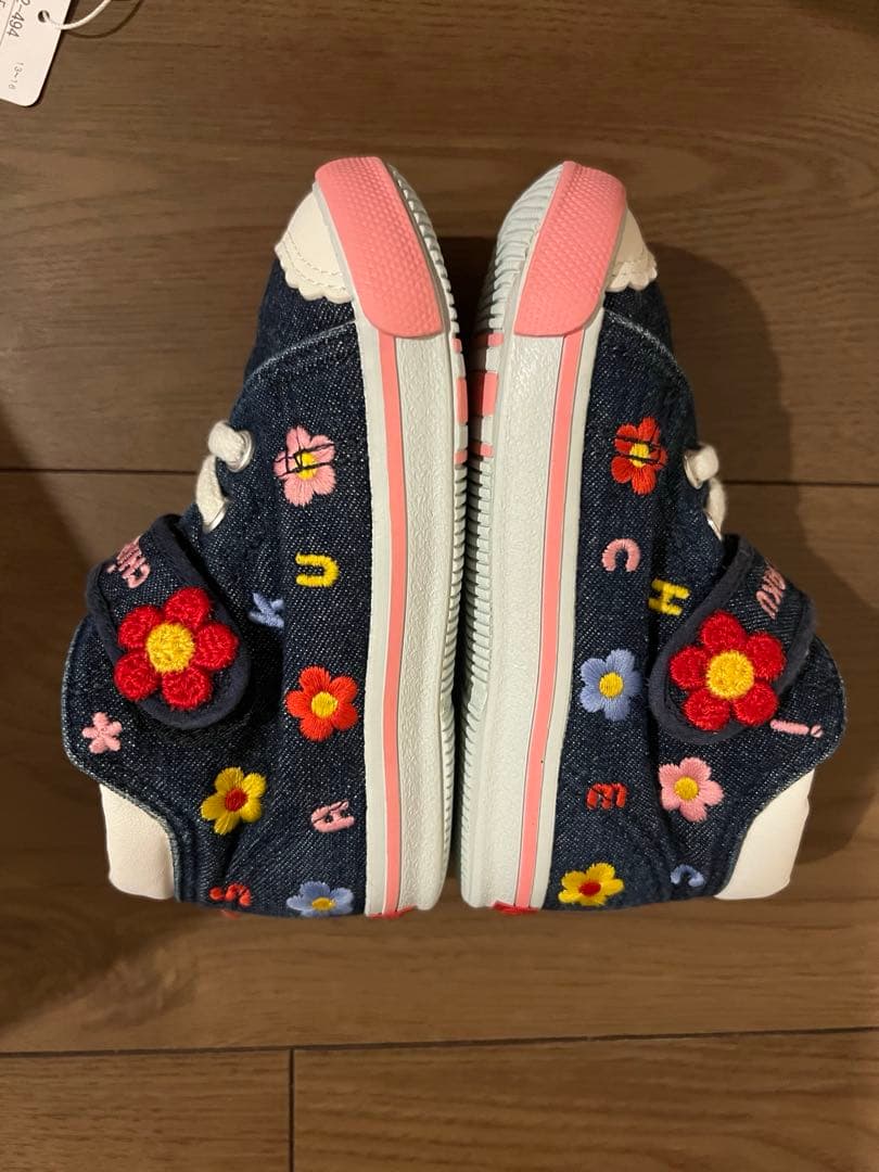 ミキハウス　チエコサク　お花柄セカンドベビーシューズ15.5cm