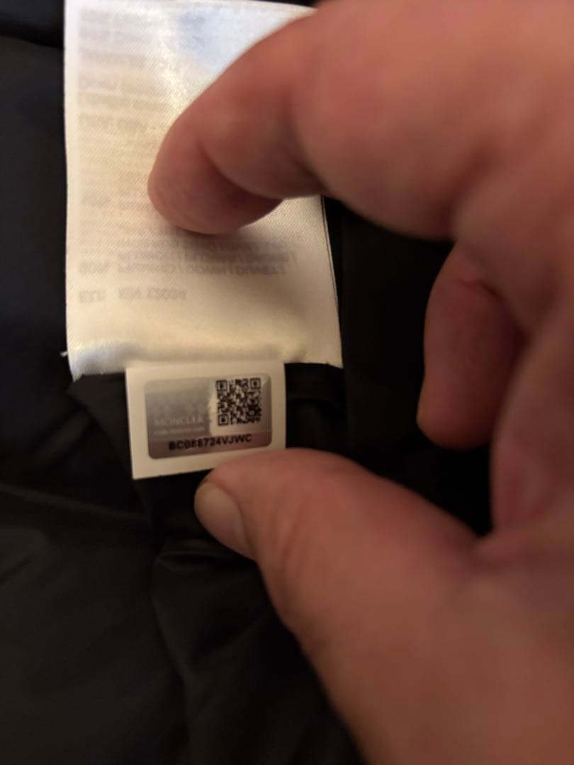 黒 ダウンジャケット サイズ4 フード付き