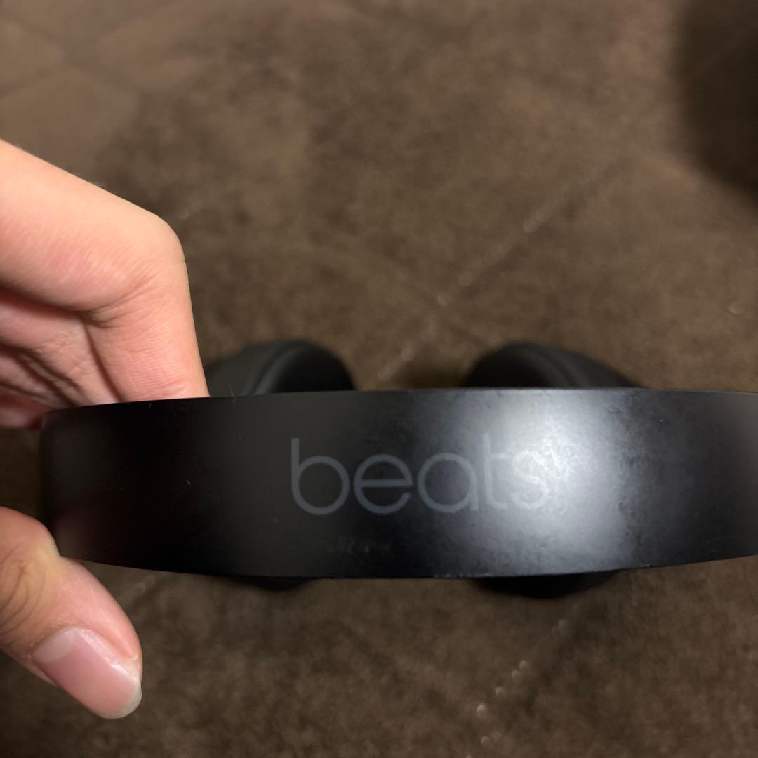 Beats SOLO PRO ワイヤレスヘッドホン　ノイキャン