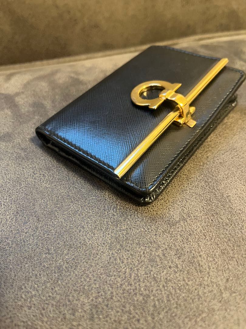 フェラガモ　ガンチーニ　カードケース　名刺入れ