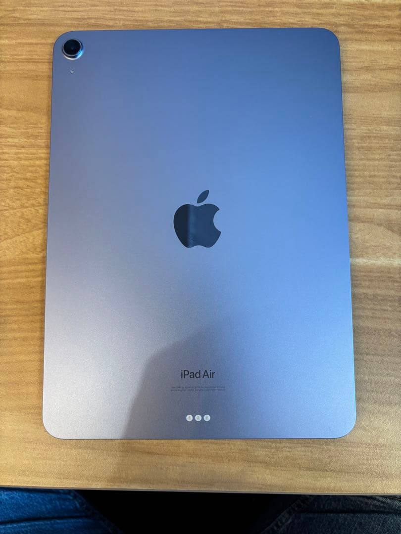 iPad Air 5th Wifi 256GB + 純正キーボードカバー