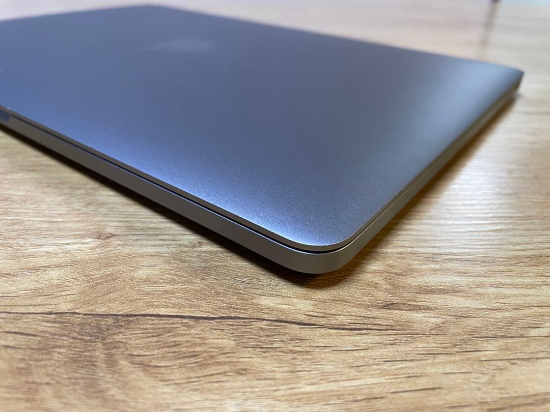 MacBook Pro 箱付き新バッテリー交換済み8GB 256GB