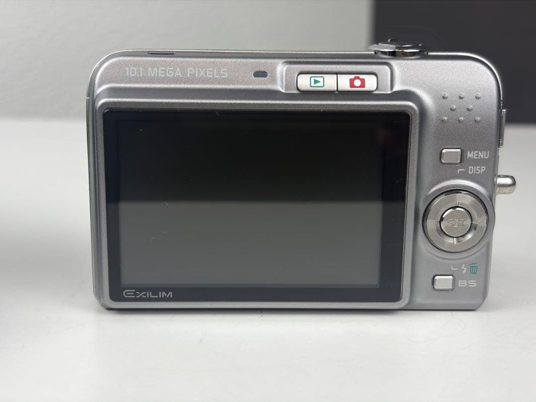 CASIO EXILIM EX-Z1080 シルバー