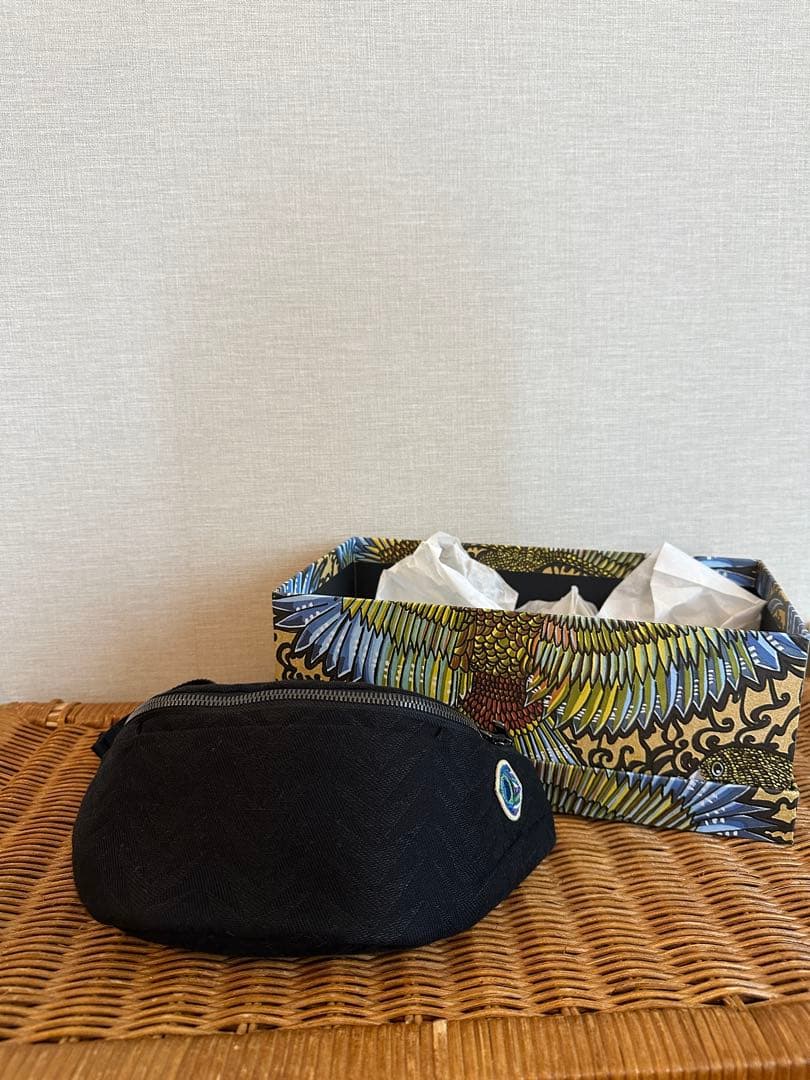 artipoppe アーティポッペ ウエストバッグ　箱付き