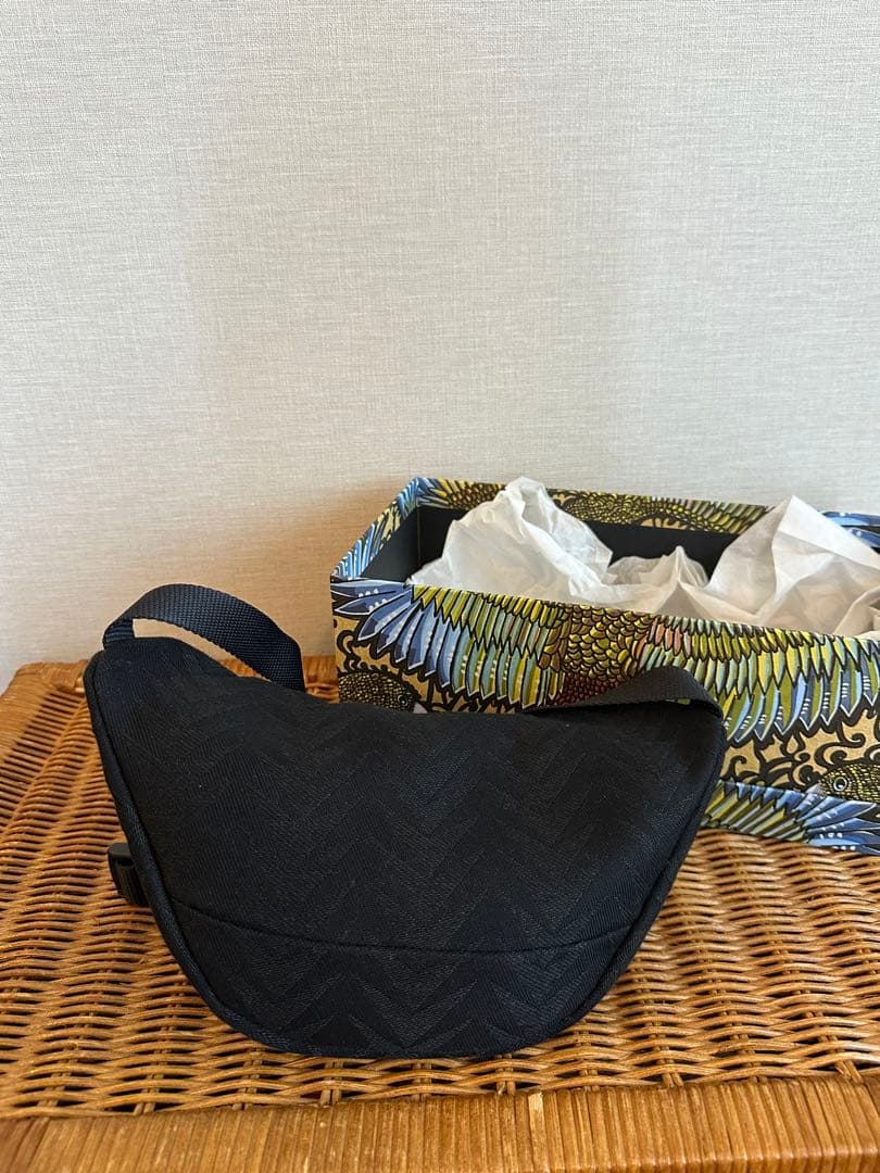 artipoppe アーティポッペ ウエストバッグ　箱付き