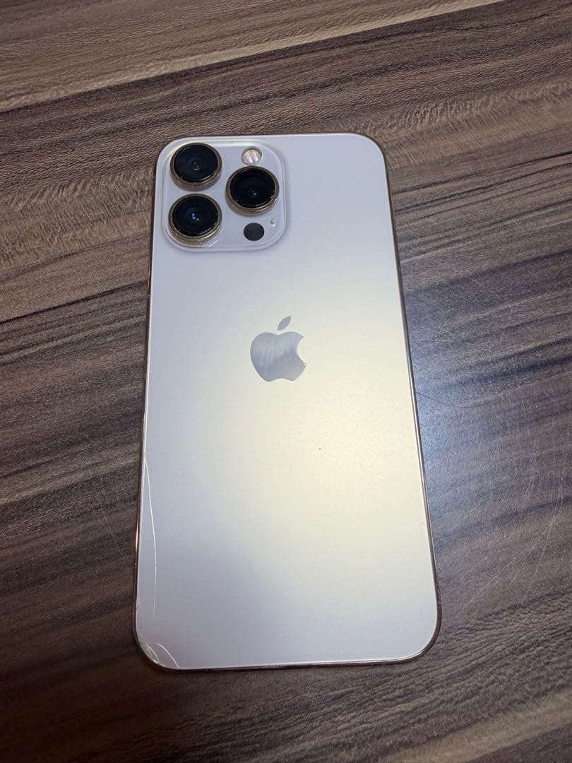 iPhone 13 Pro 256GB ゴールド　割れ傷あり