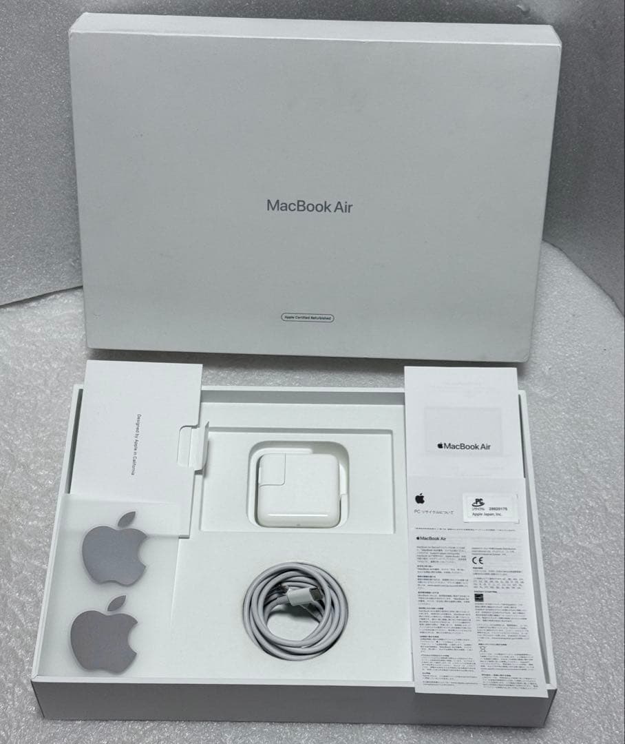 美品　MacBook Air 13 2020 8GB 1TB スペースグレイ