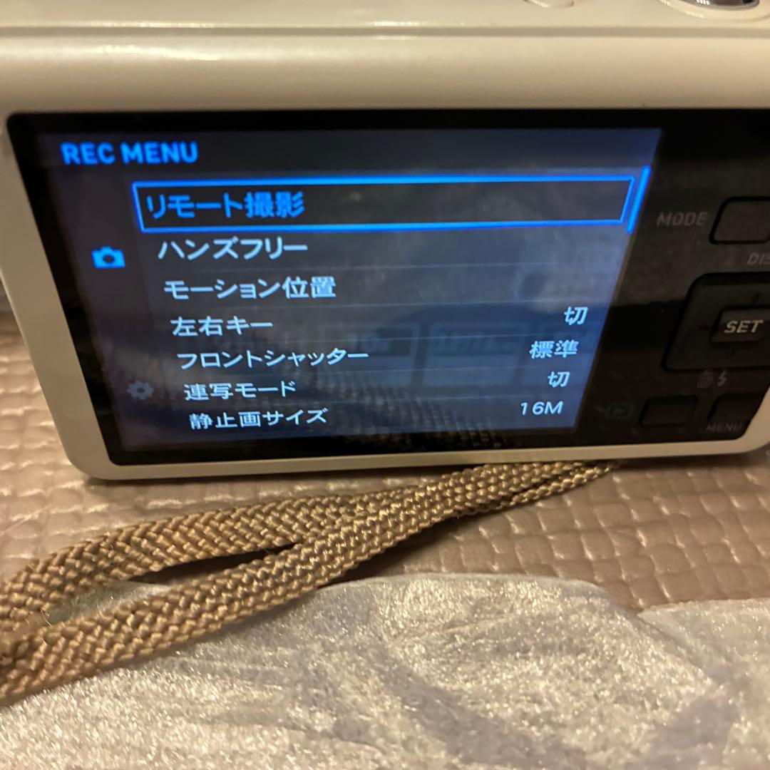 CASIO EXILIM EX-ZR50 ホワイト　カシオ　デジタルカメラ