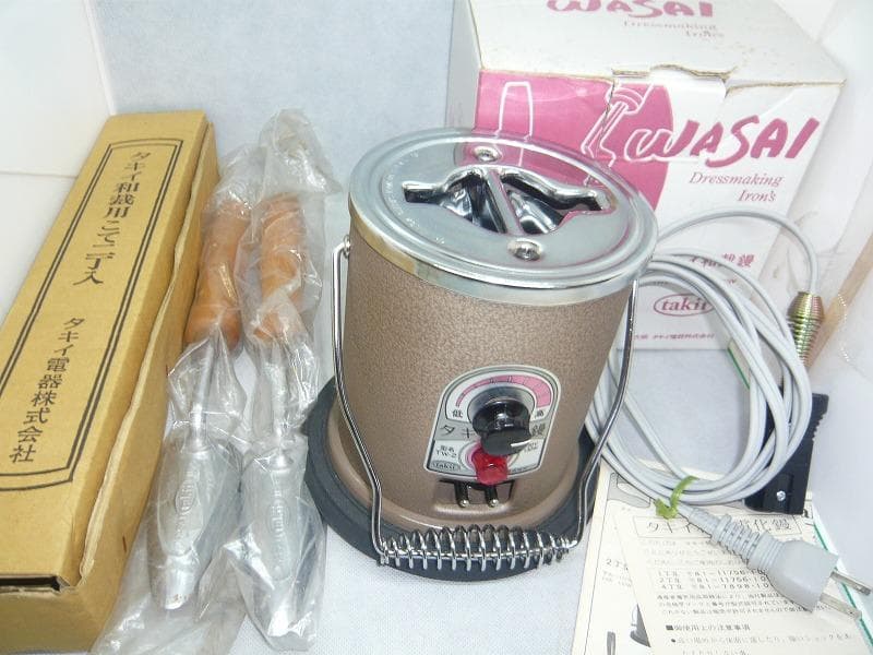 新品完全未使用　 タキイ和裁電化鏝 ランプ付き 和裁コテ　タキイ製　鏝２本付