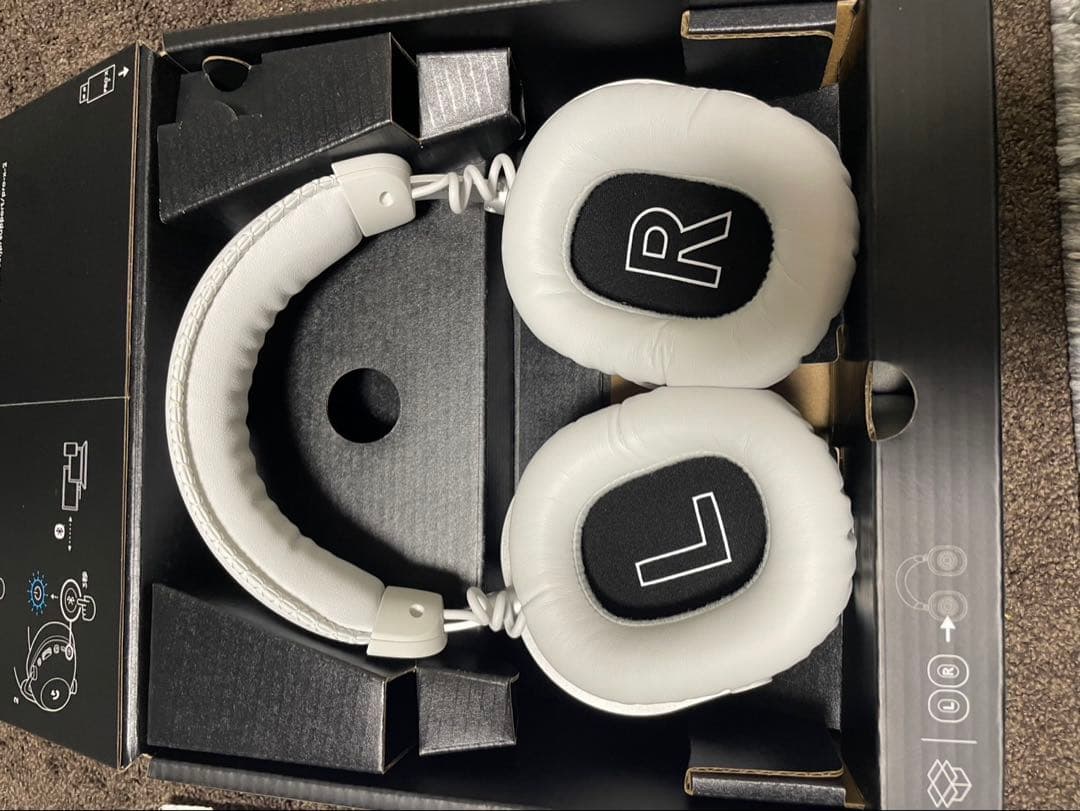 ロジクールゲーミングヘッドホン