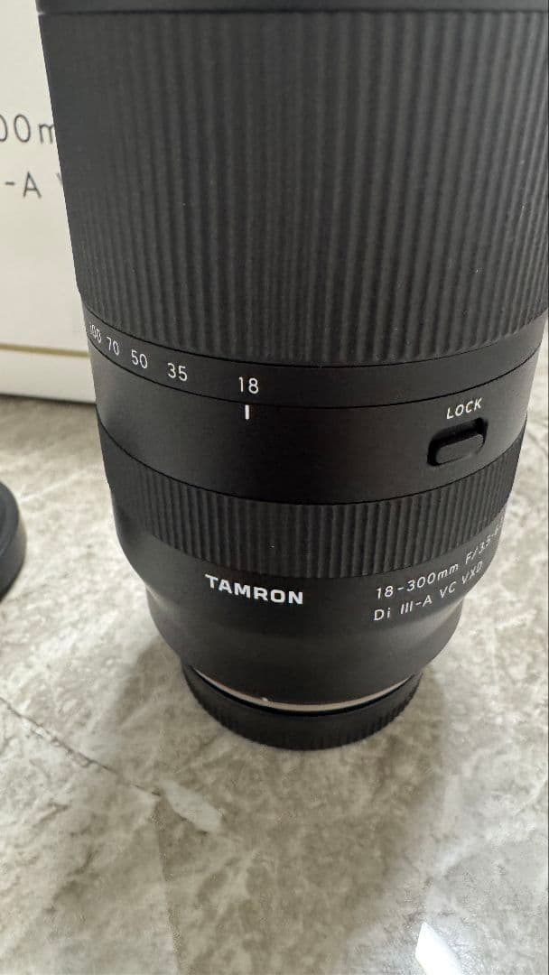 TAMRON18-300mm F/3.5-6.3 xマウント