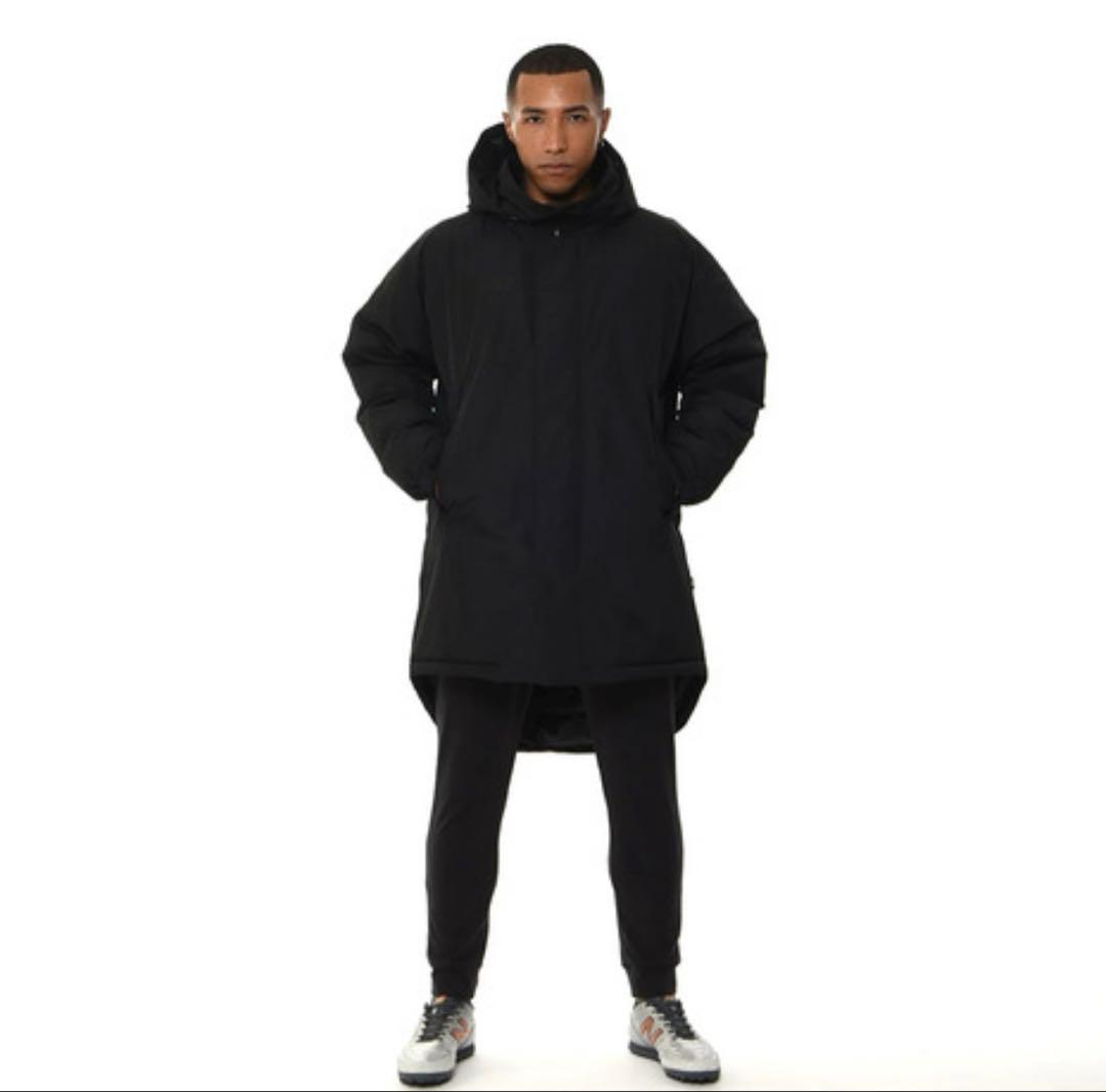 ニューバランスBlack Out Collection フィールドパデッドコート