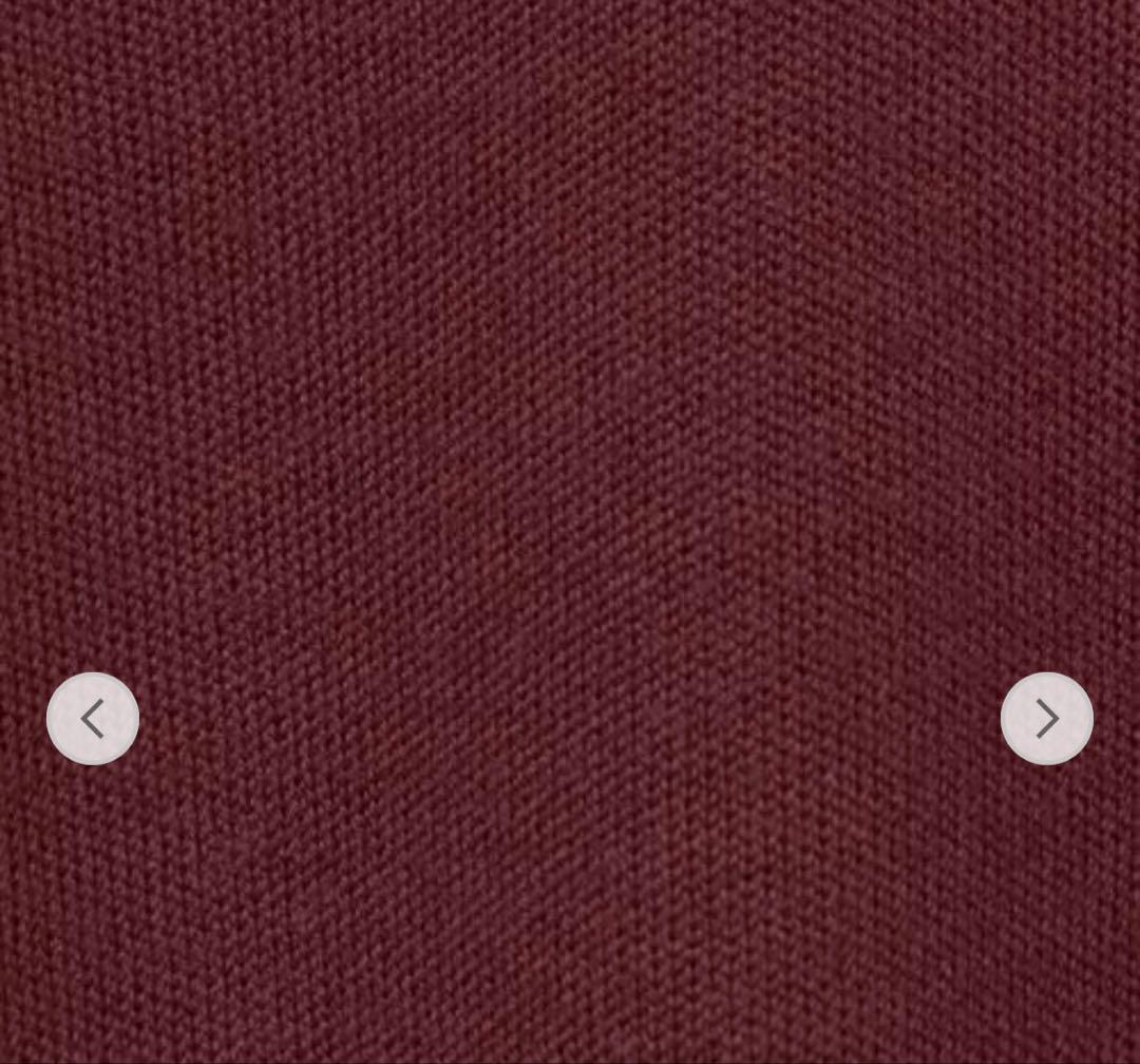 今期　新品タグ付　コンテ　conte 辺見えみり　Vネック　ニット