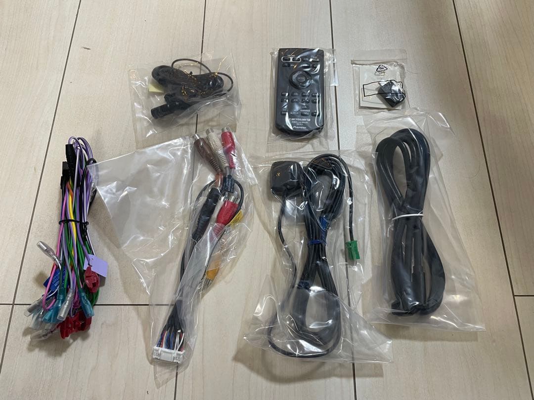 パイオニア カロッツェリア DMH-SZ700 ディスプレイオーディオ　美品