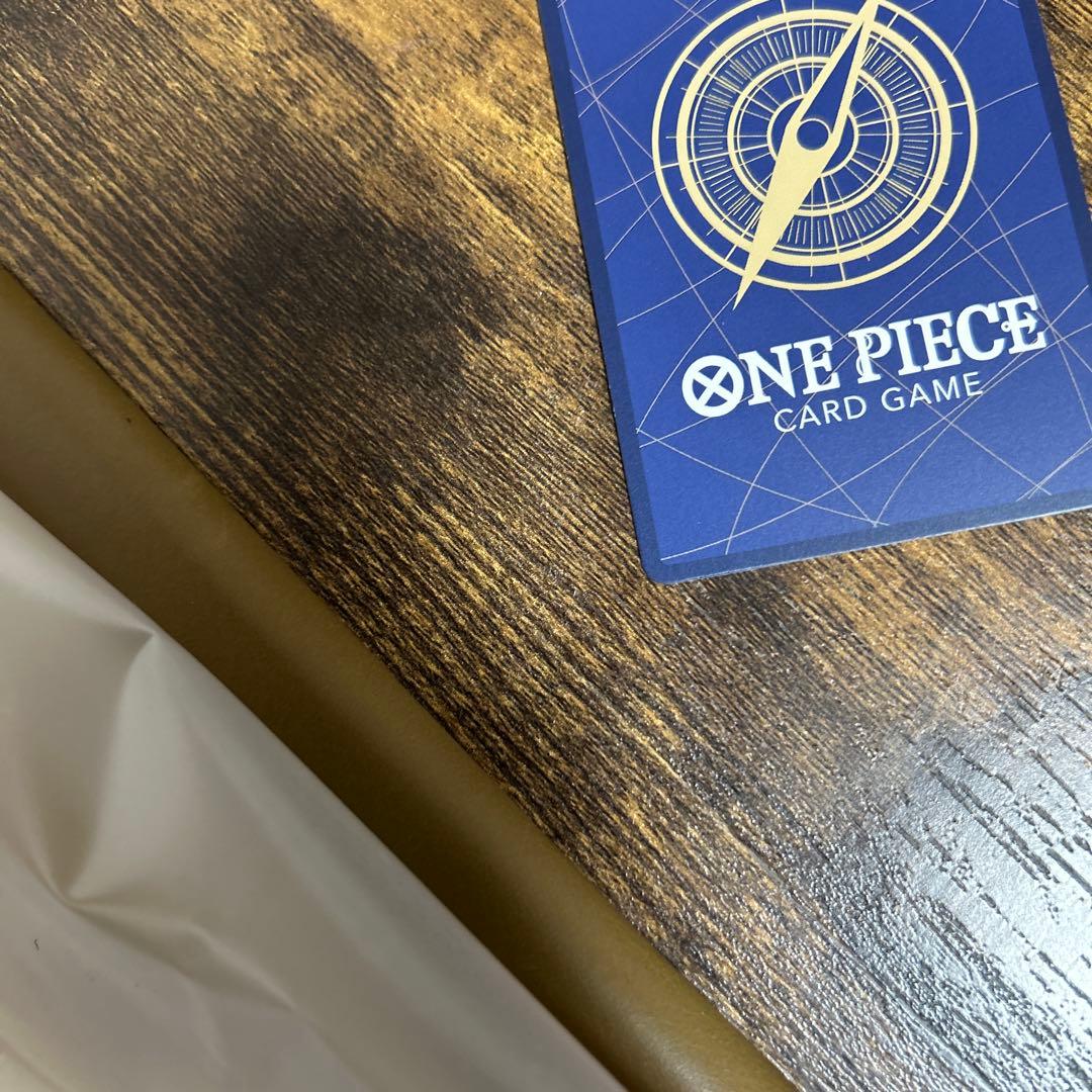 センタリング美品　ワンピースカード　モンキー・D・ルフィ　受け継がれる意志