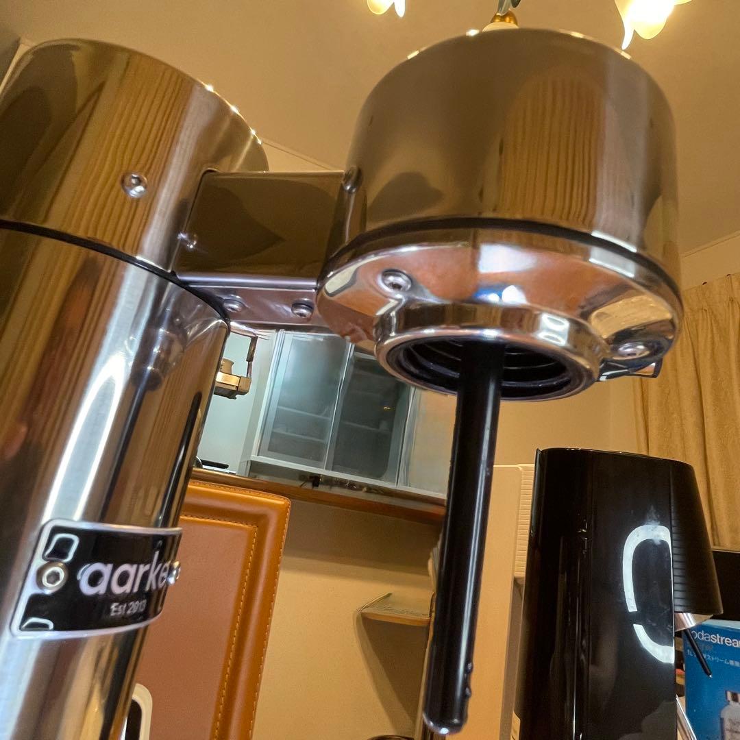 AARKE カーボネーター　シルバー　専用ガスシリンダー2本、1L専用ボトル