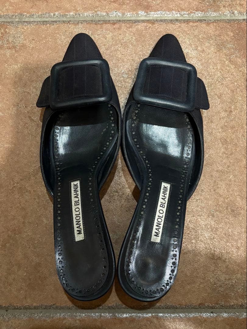 MANOLO BLAHNIK ミュール