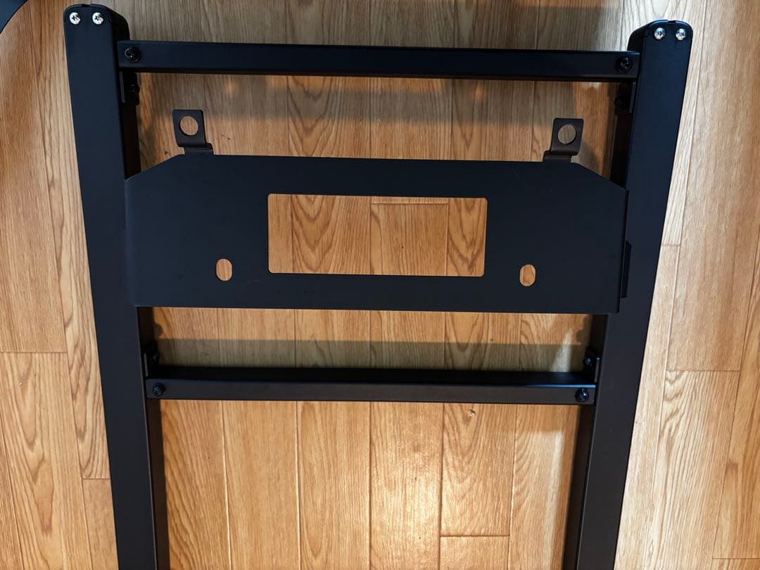 三菱　デリカD5専　BUSTERSリアラダー