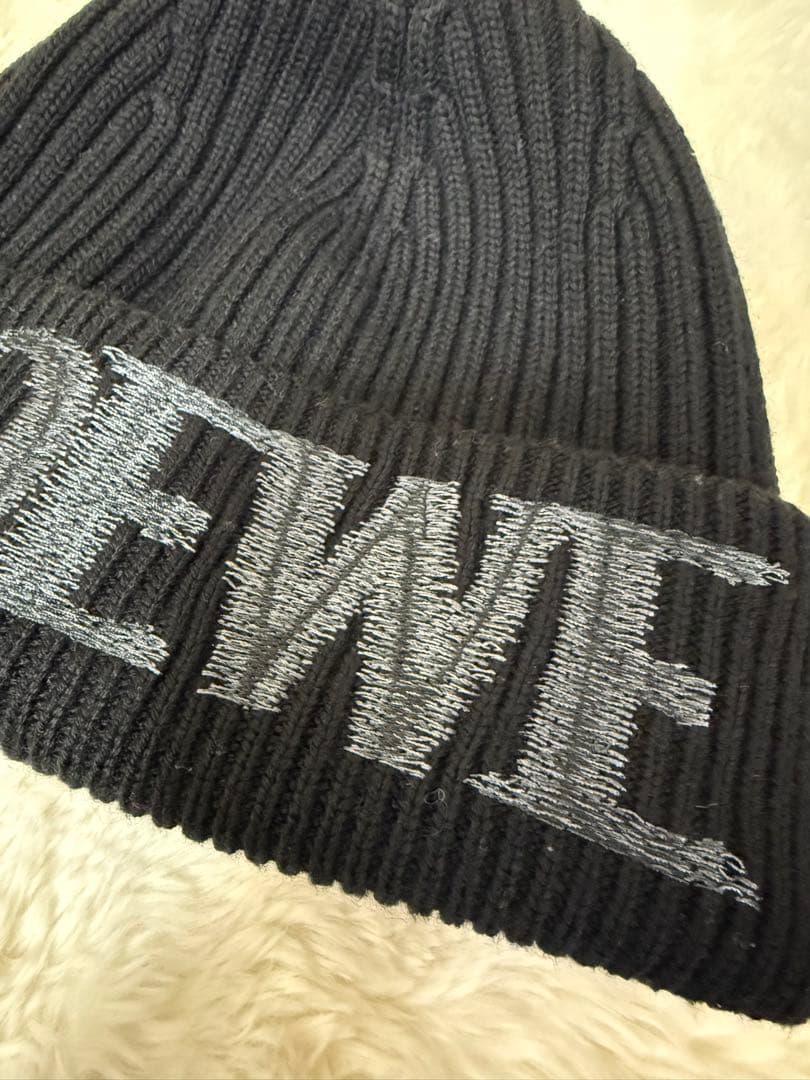 LOEWE ニット帽