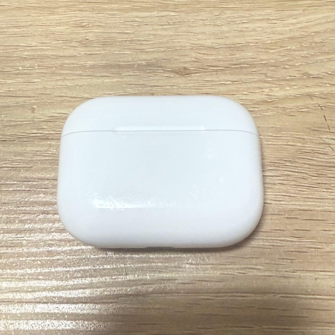 新品、美品！AirPods Pro 3 本体 充電ケース付き