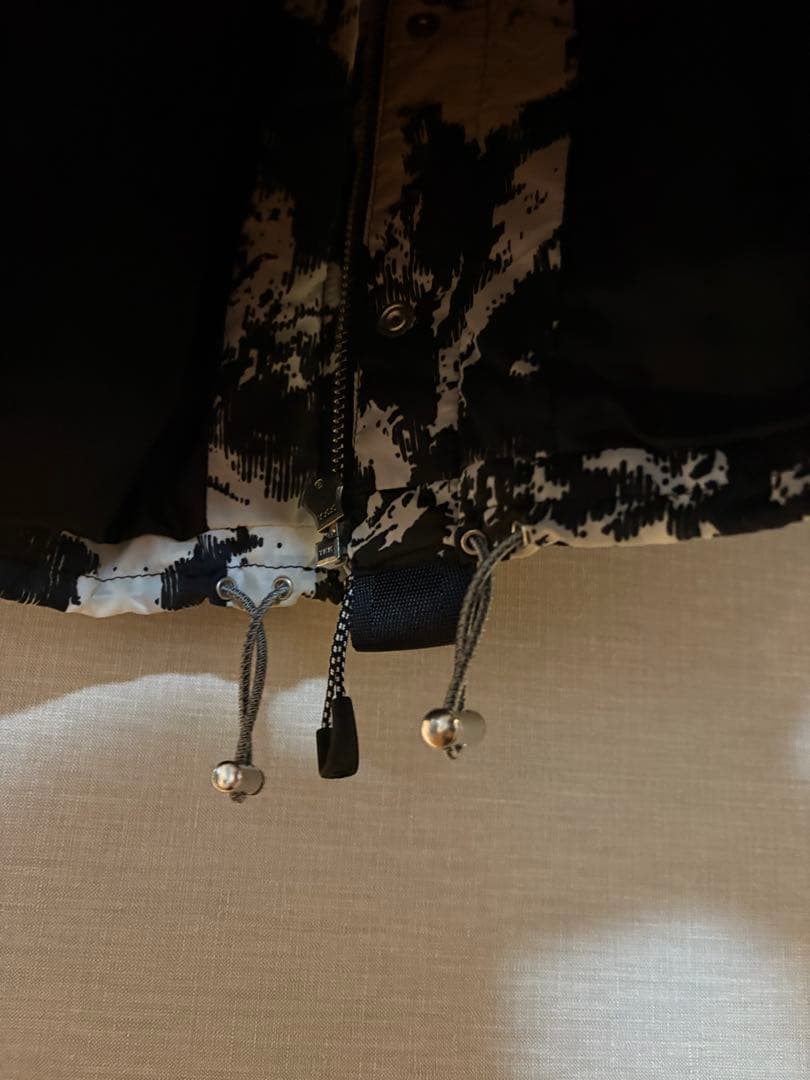 アレキサンダーワン　ダウンジャケット ストラップ付き