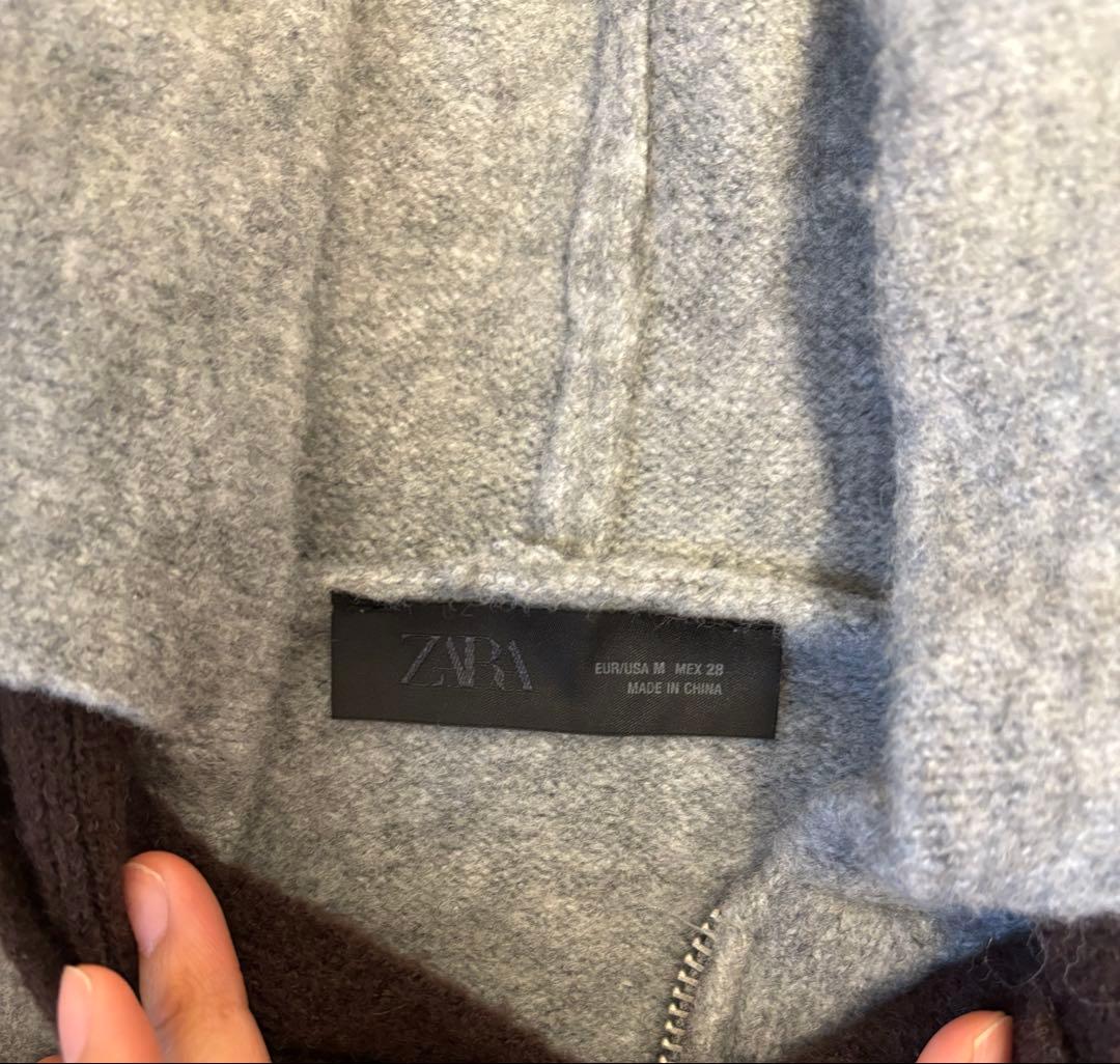 ZARA コントラストドローストリングフーディ