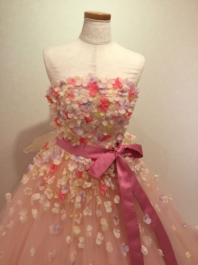 M*o様 YNS WEDDINGフラワー装飾 ピーチピンク チュールドレス