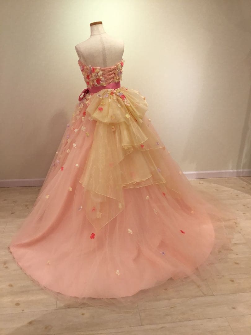 M*o様 YNS WEDDINGフラワー装飾 ピーチピンク チュールドレス