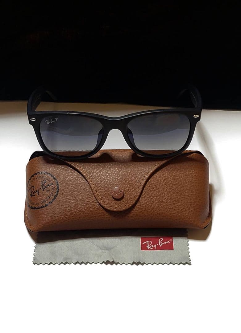 ◆Ray-Ban◆偏光サングラス　RB2132-F NEW WAYFARER