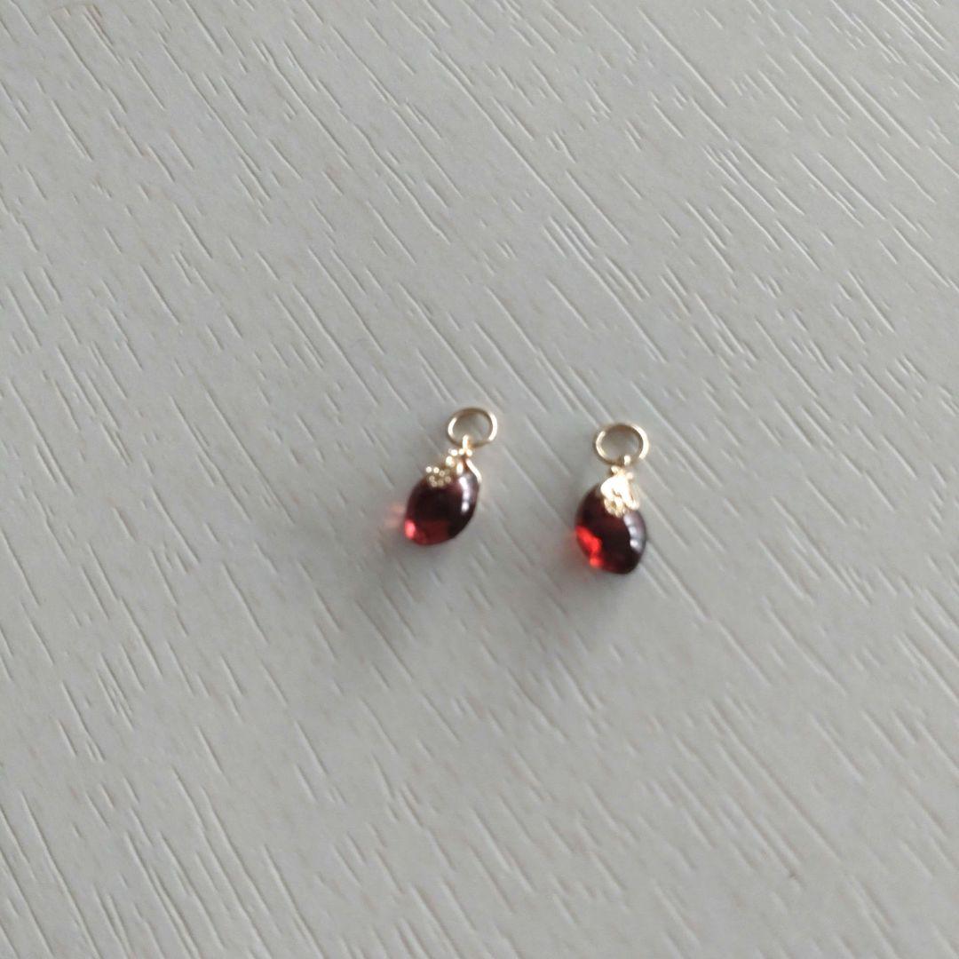 agete　アガット　K10ガーネットピアスチャーム