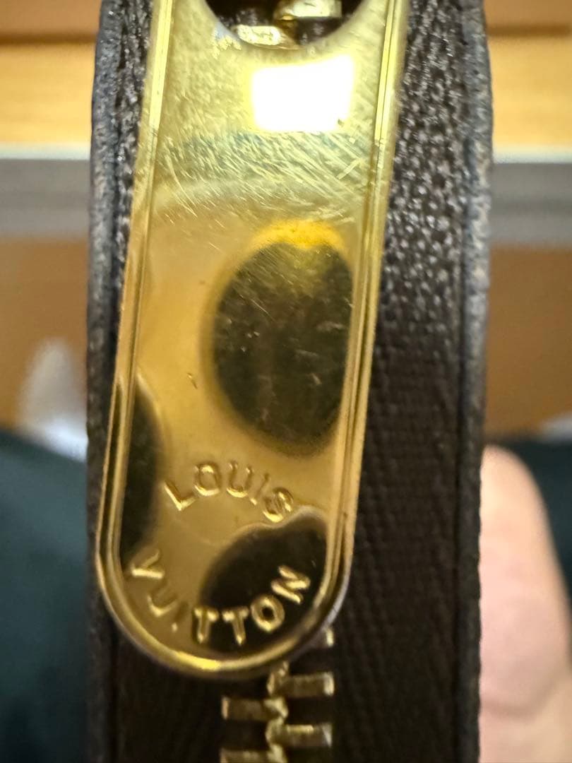 Louis Vuitton ルイヴィトン ジッピーケース 小銭 モノグラム