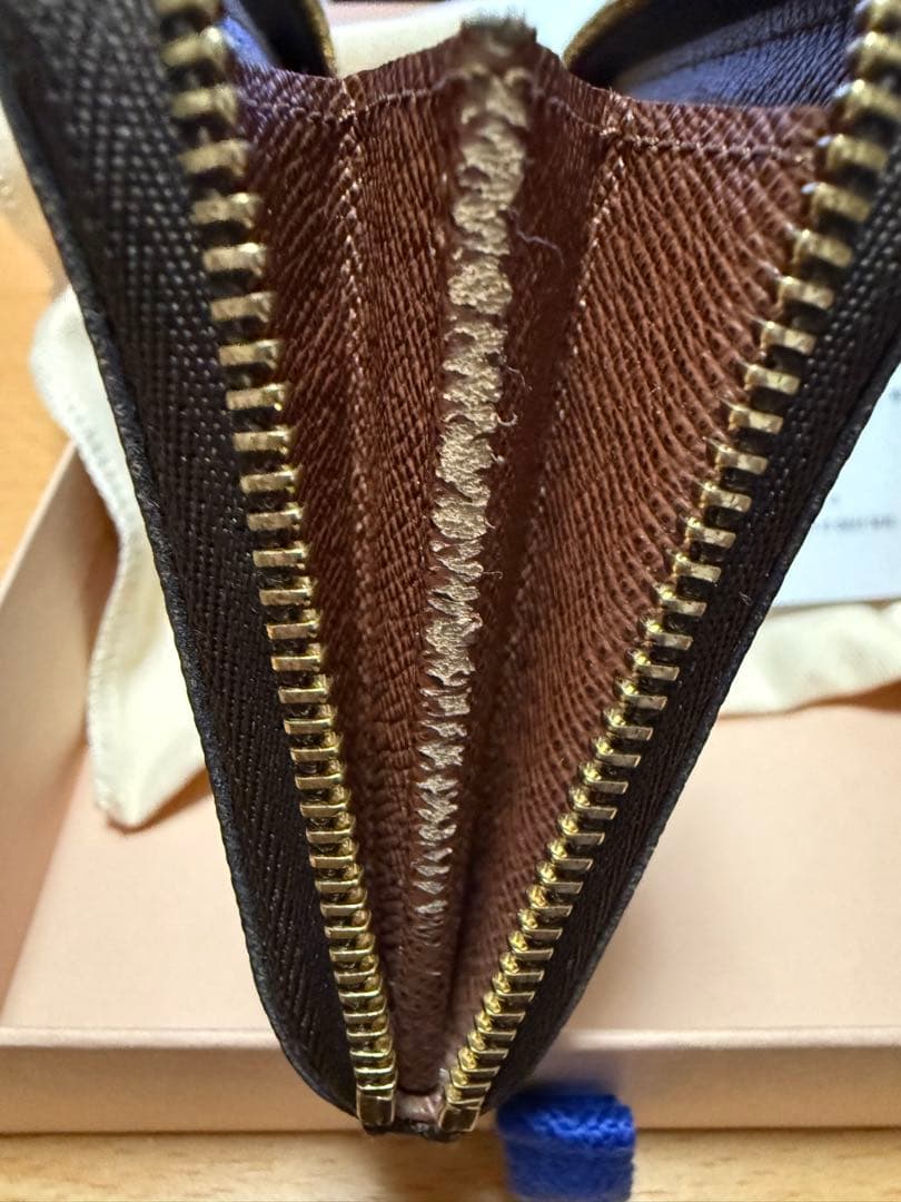 Louis Vuitton ルイヴィトン ジッピーケース 小銭 モノグラム