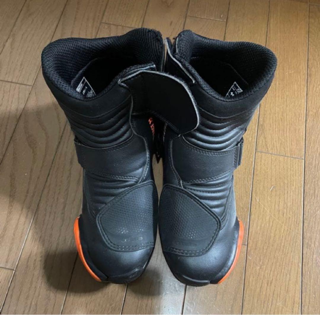 ★早い者勝ち ☆セール！KTM バイクブーツ 黒/オレンジ　JP 28.5