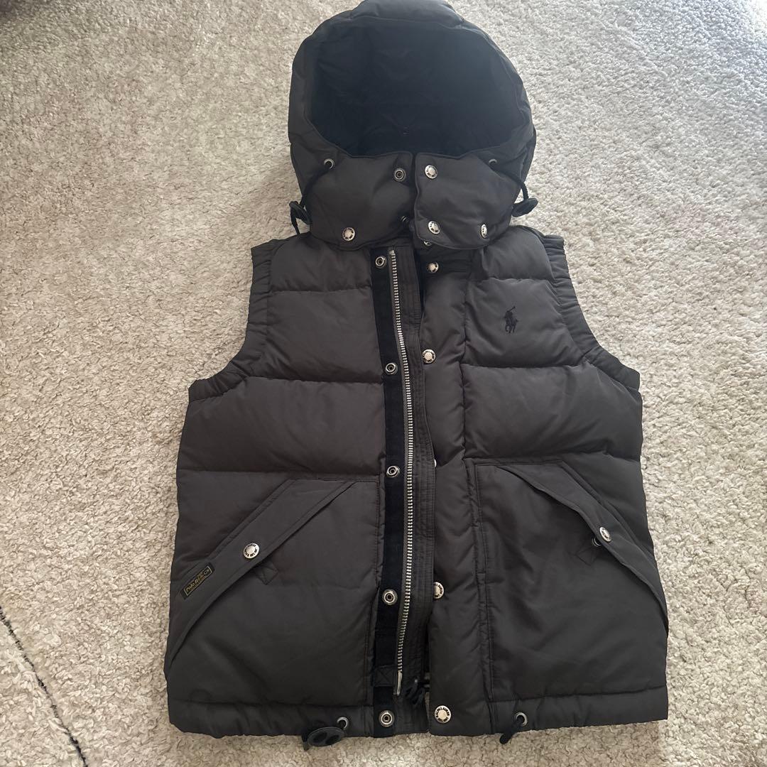 黒 フード付きダウンベスト