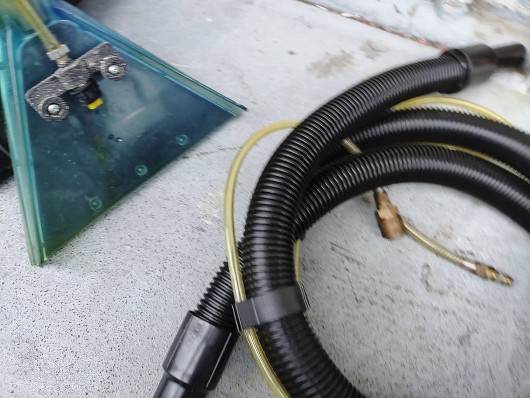 スポットリンサー　蔵王産業　カーペット洗浄機