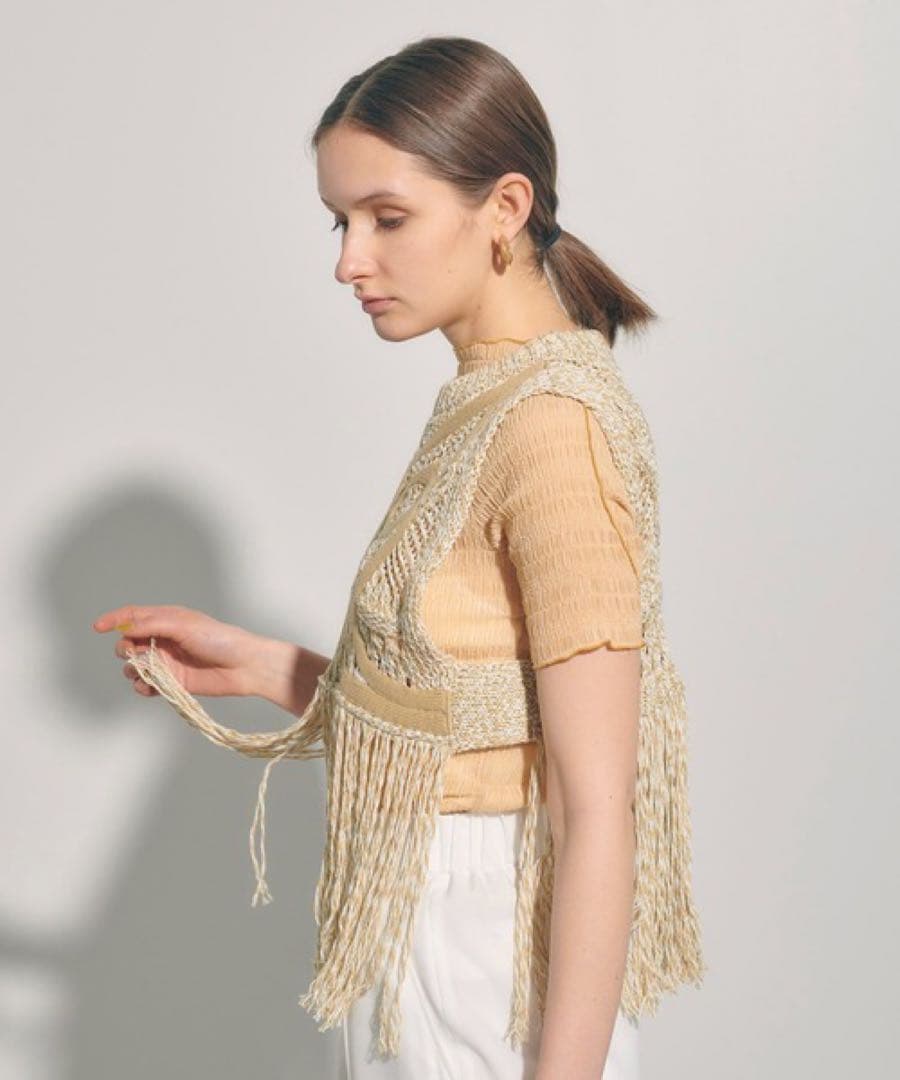 PUBLIC TOKYO クロシェライクフリンジベスト　Eaphi 神崎蓮音