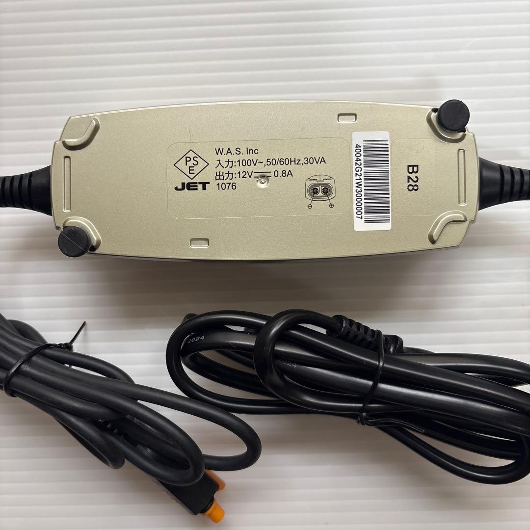 CTEKバッテリーチャージャーWCXS0.8JP