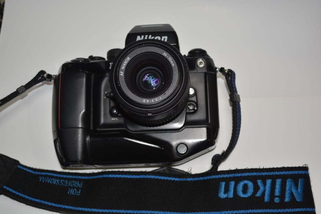 フィルムカメラ nikon F4s