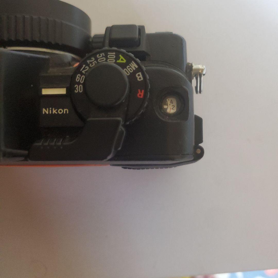 ニコノスVNikonos-V オレンジと黒 フィルムカメラ広角レンズ