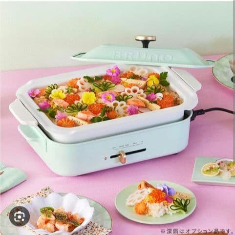 【新品】ホワイトBRUNO コンパクトホットプレート たこ焼きプレート、鍋付