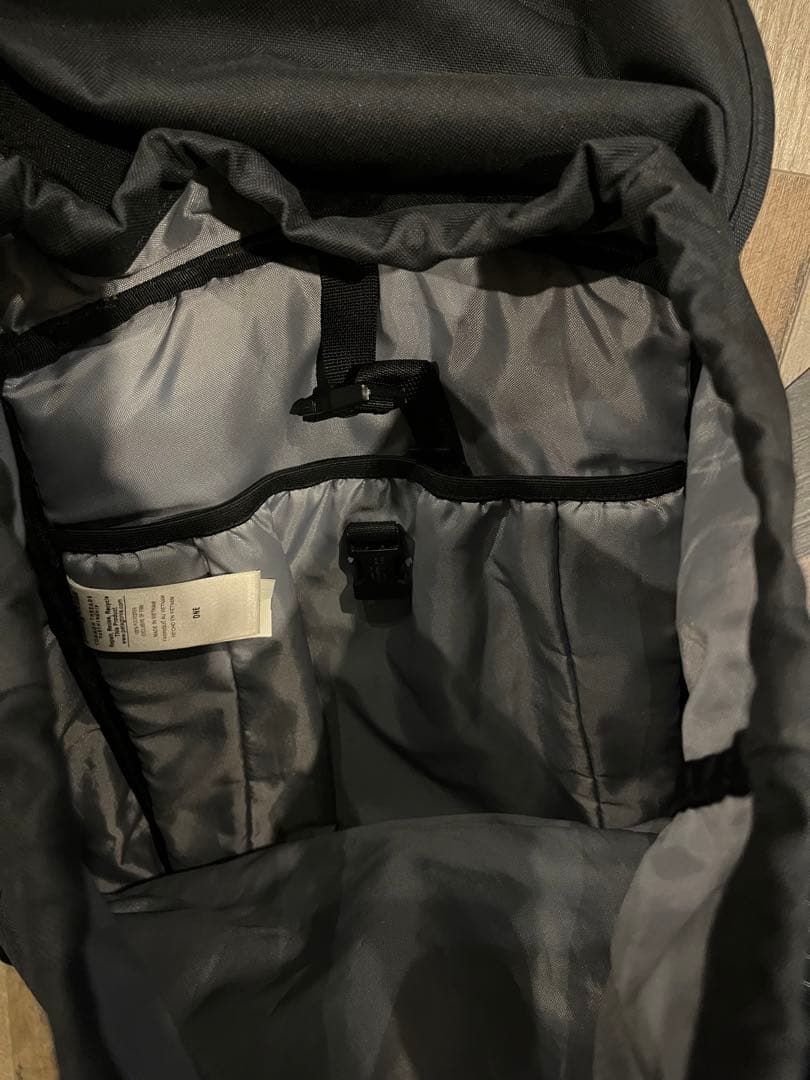 美品 patagonia ブラック バックパック リュック パタゴニア