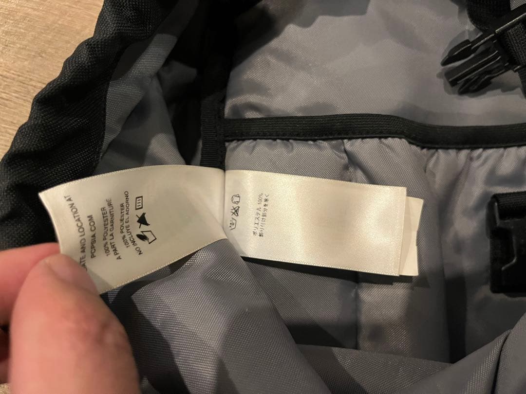 美品 patagonia ブラック バックパック リュック パタゴニア