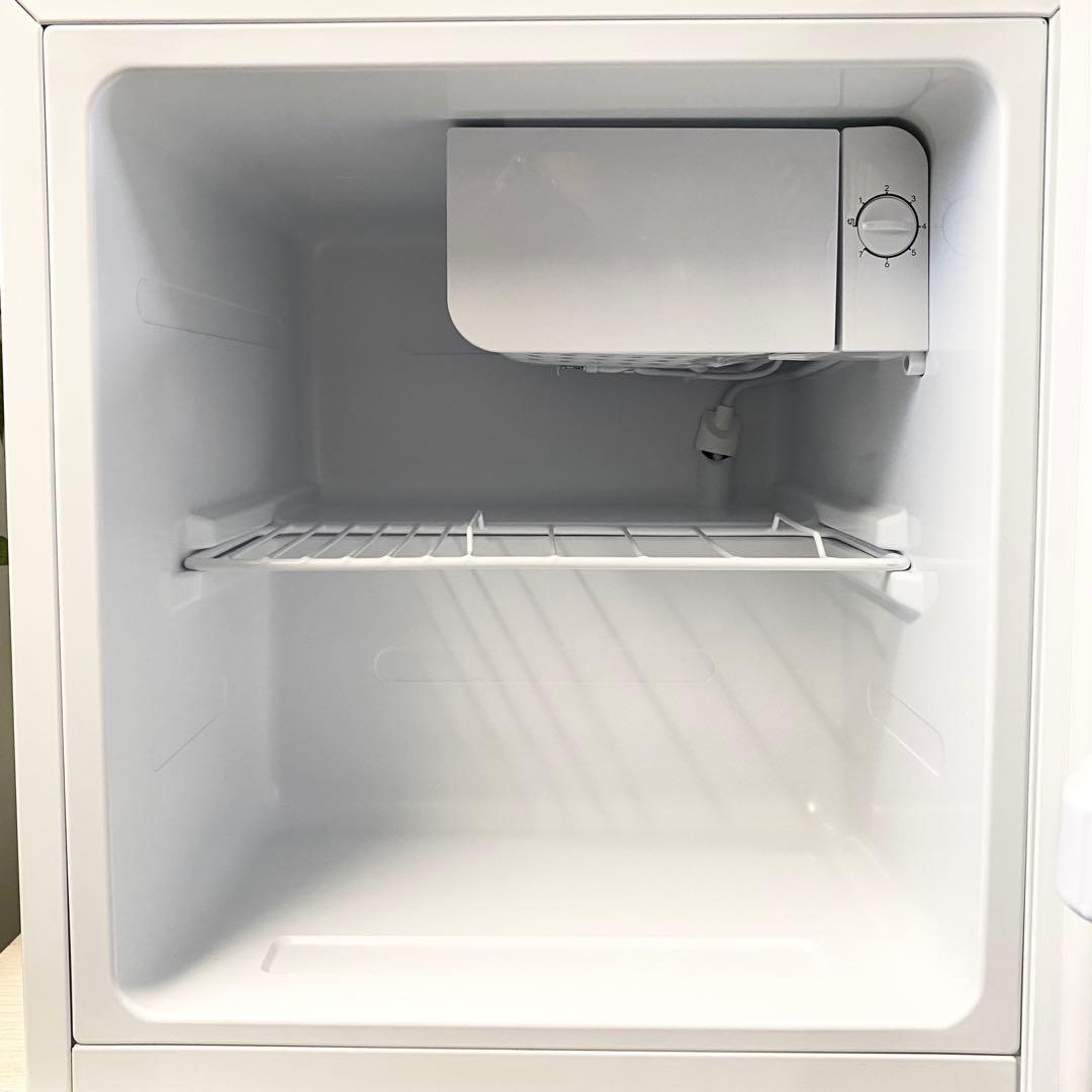 ワンルームや寝室、子ども部屋などに！1ドア冷蔵庫内46L