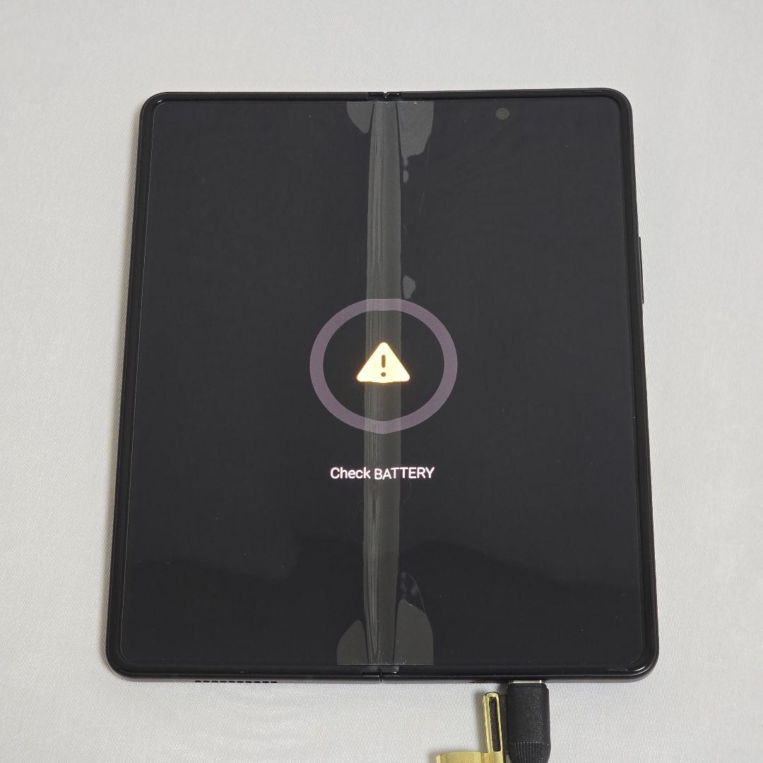 【新品同様・訳あり】Galaxy Z Fold3 au checkBattery