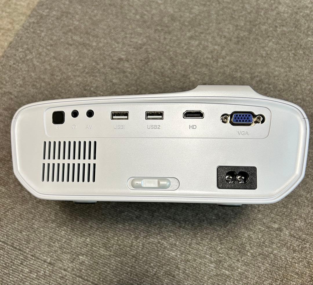 新品LCDプロジェクター